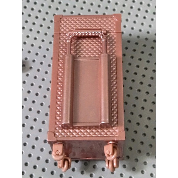 Rainbow High Vision Divas Sabrina St Cloud Rolling Vanity Case Accessories - Picture 9 of 9